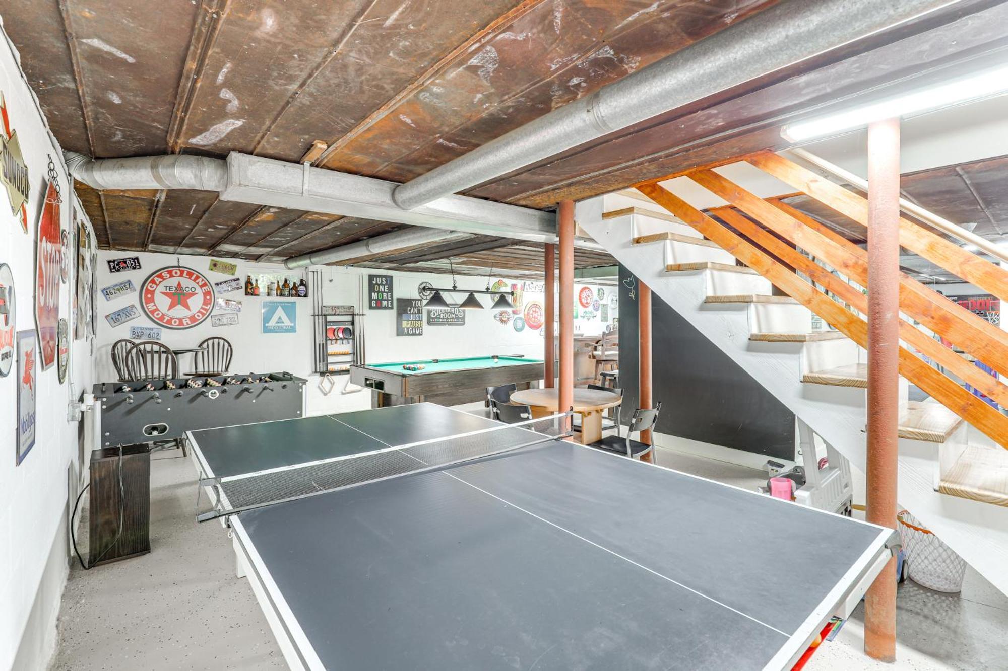 Updated Marshall Home With Fire Pit And Game Room! Extérieur photo